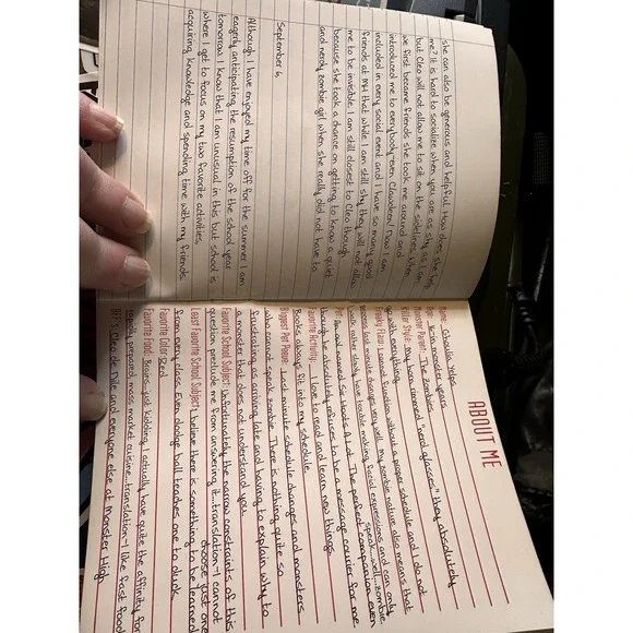 Ghoulia Yelps G1 First Wave Diary 2010 1st Edition - Picture 5 of 5